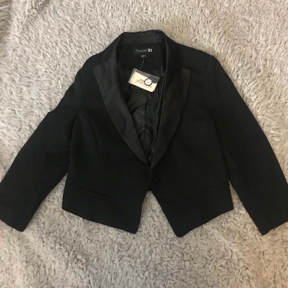 Cropped blazer